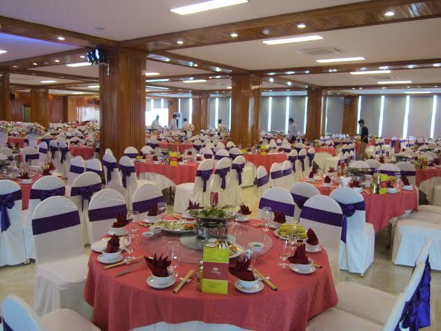Vinh Plaza Hotel Exterior foto